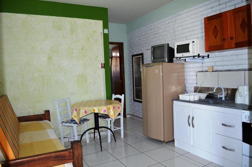 Residencial Flamingo Otel Bombinhas Oda fotoğraf