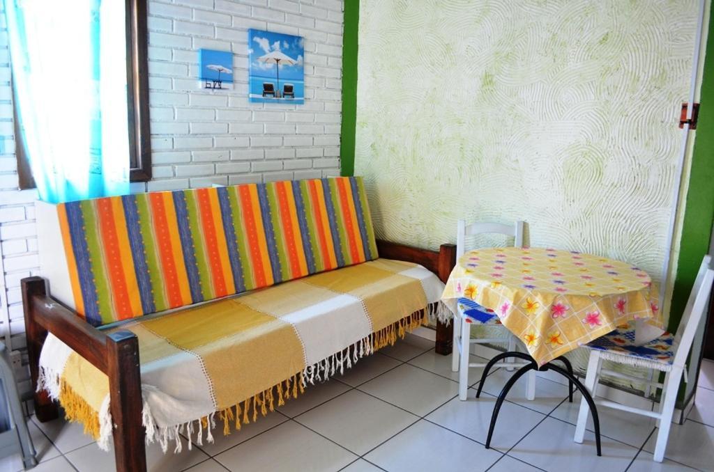 Residencial Flamingo Otel Bombinhas Oda fotoğraf